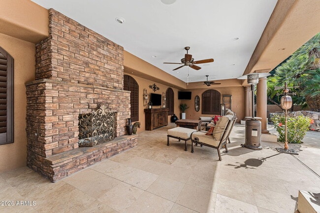 Building Photo - 11571 E Cochise Dr