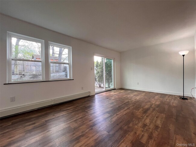 Building Photo - 524 Saracino Dr