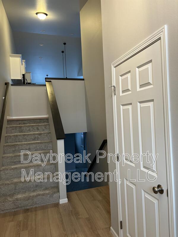 Building Photo - 6305 83rd Ave S