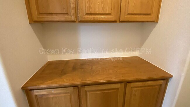 Building Photo - 2978 Jackson Ave