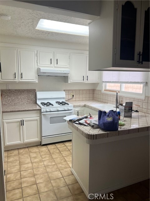 Building Photo - 44078 Cedar Ave