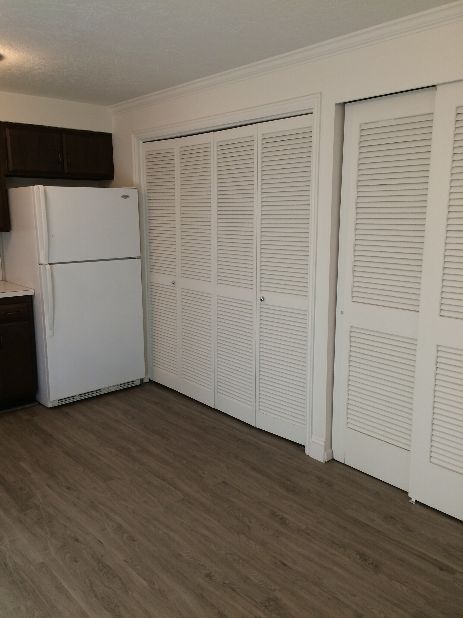 Building Photo - 2251 S 3500 W