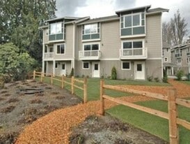 Building Photo - 1162 N 198th St