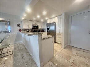Building Photo - 3800 S Ocean Dr