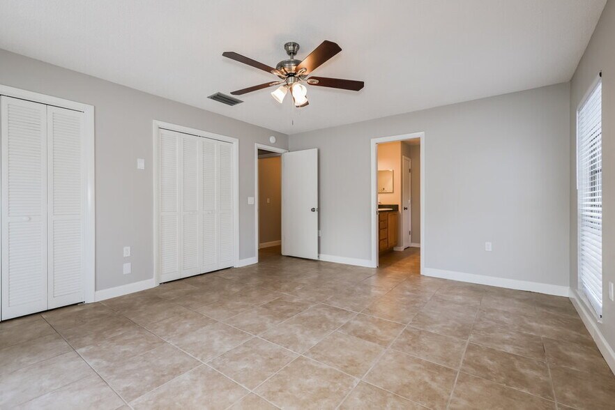Building Photo - 5432 Houston Dr