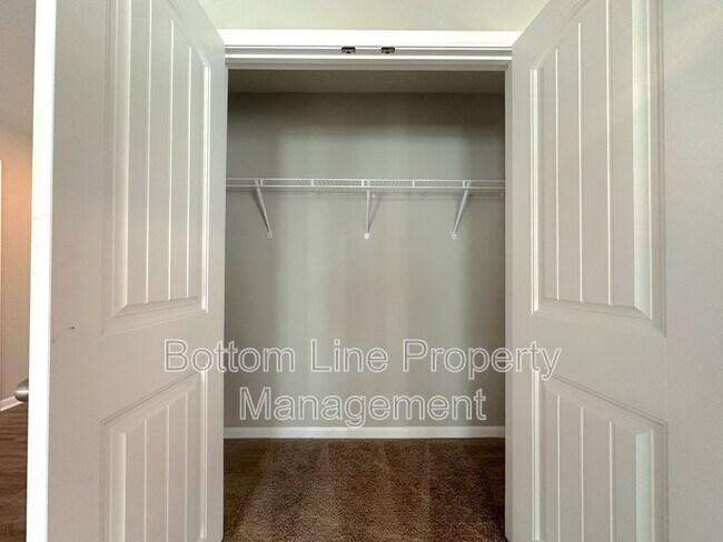 Building Photo - 8109 Derby Wood Ln
