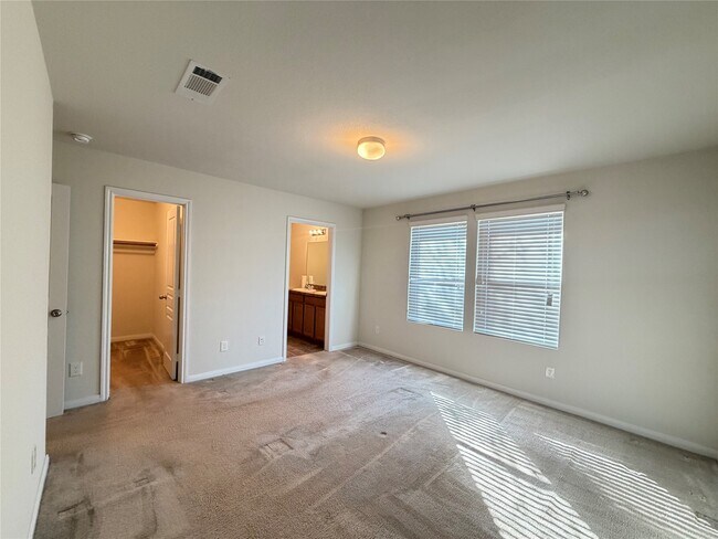 Building Photo - 2538 Bedrock Ln