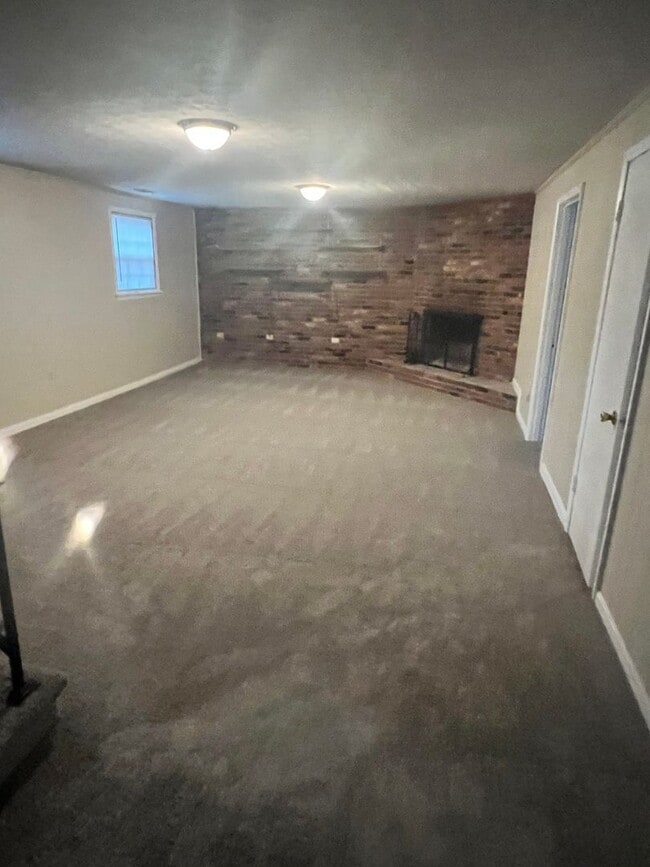 Building Photo - 5508 Fruitwood Dr
