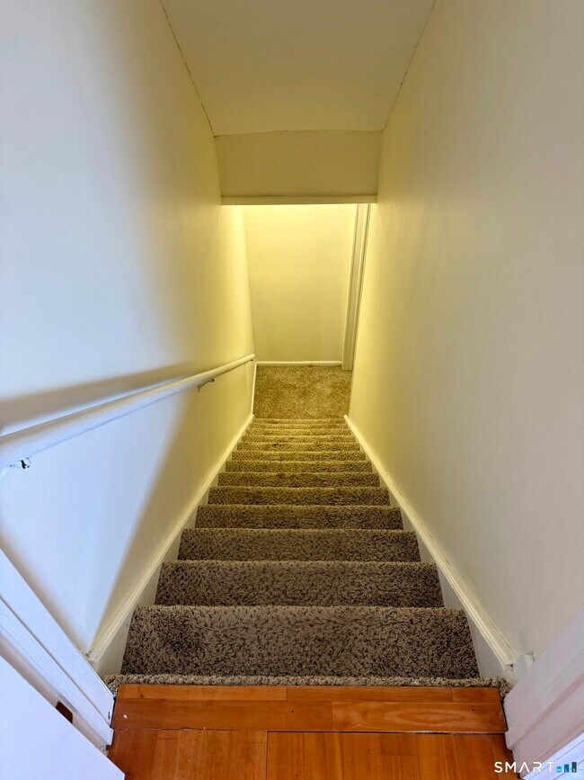 Building Photo - 163 Monticello Dr