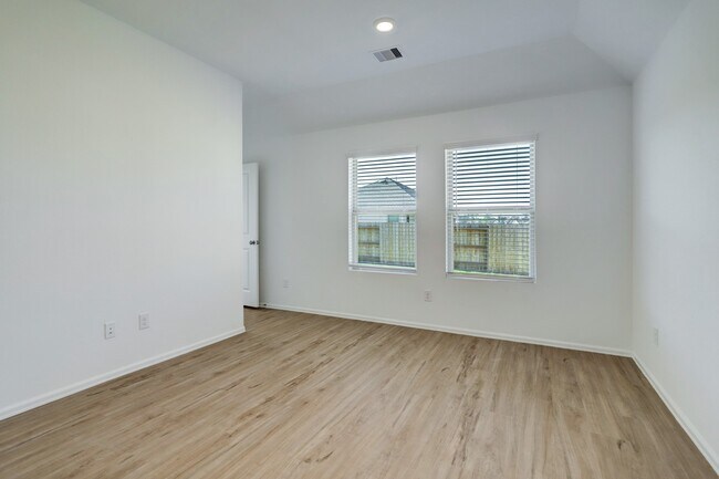 Building Photo - 18916 Caney Frst Dr