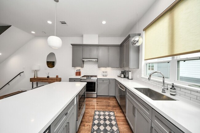 Building Photo - 1721 Eado Point Ln