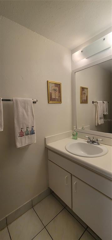 Building Photo - 4160 35th Terrace S