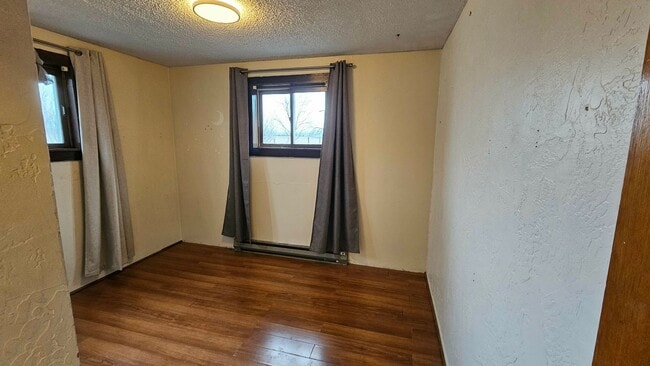 Building Photo - Farm House in Arlee