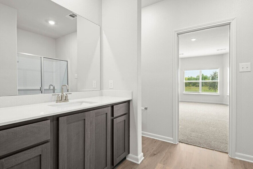 Building Photo - 1320 Tilton Dr