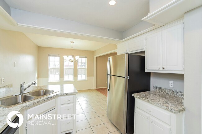 Building Photo - 13300 Marsh Ln