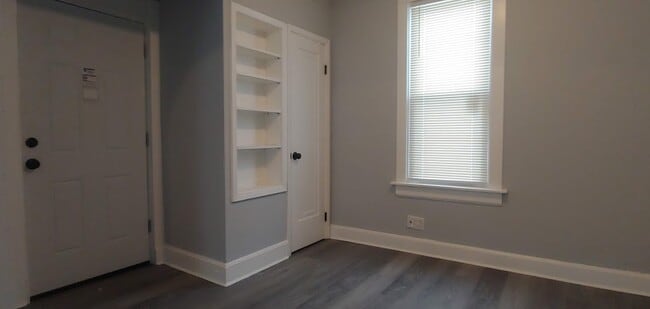 Building Photo - 4666 N 38th St