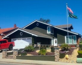 Building Photo - 22 Ridge Crest Cir