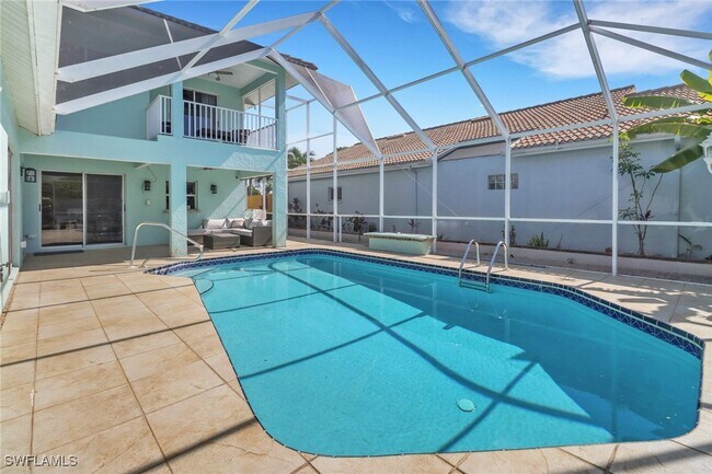 Building Photo - 1145 Jardin Dr