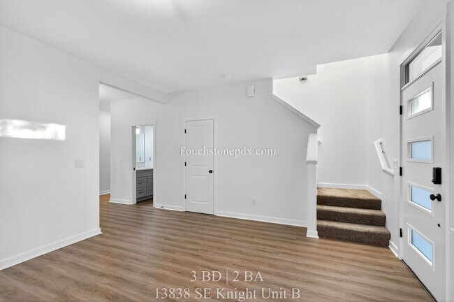 Building Photo - 2024-MUIR4