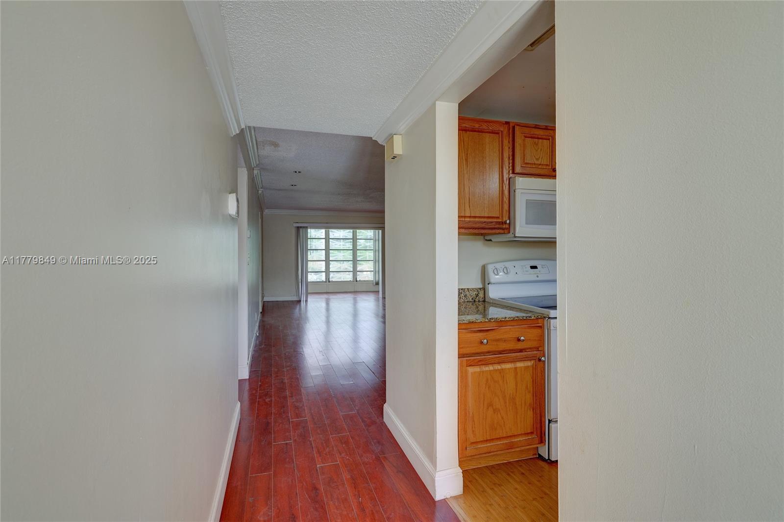 Building Photo - 8141 SW 24th Ct
