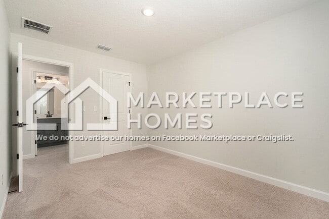Building Photo - 7682 Deer Vly Cir