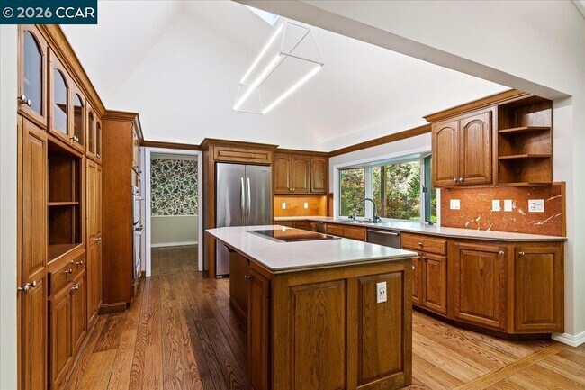 Building Photo - 539 Dalewood Dr