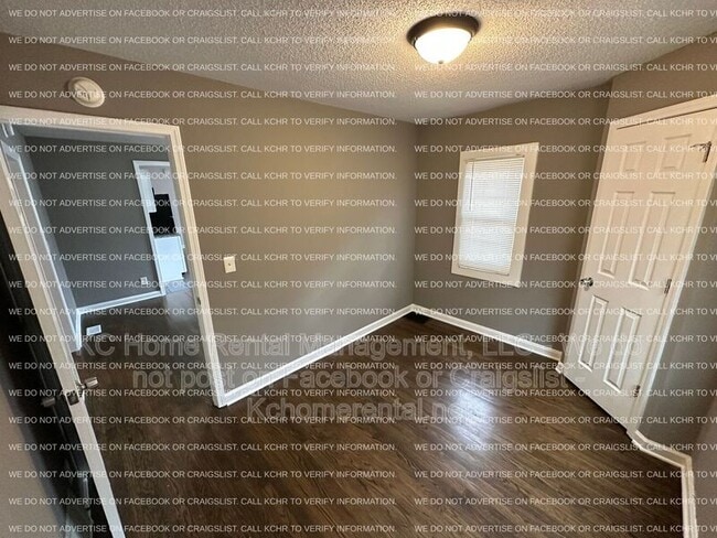 Building Photo - 3416 S Overton Ave