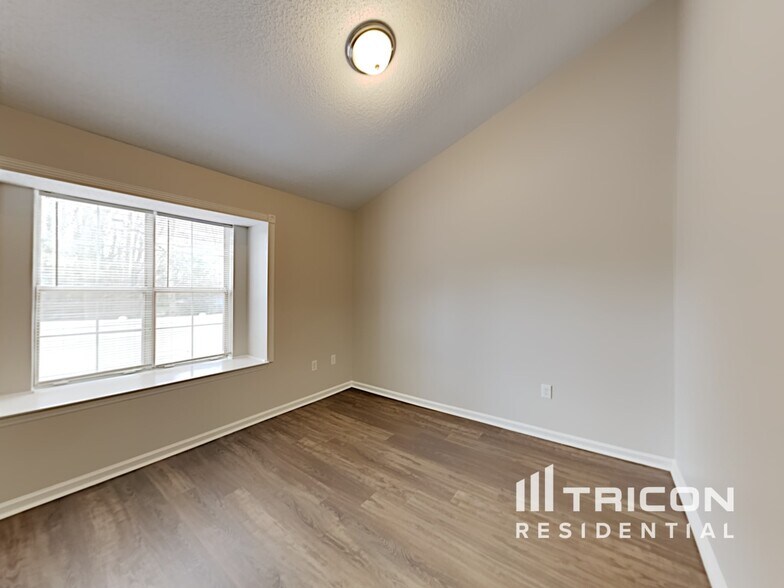 Building Photo - 5704 Ebley Ln
