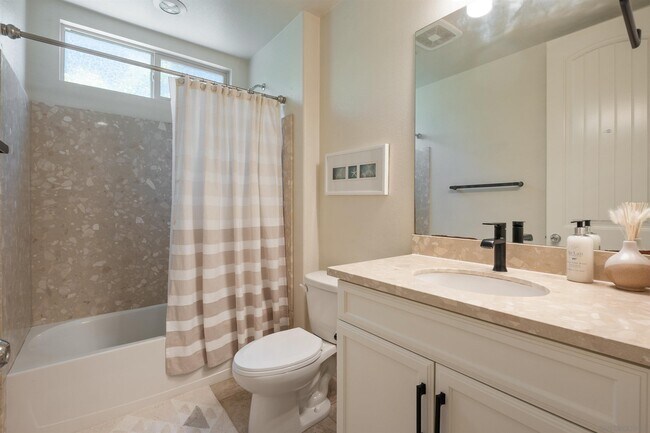 Building Photo - 7098 Sitio Corazon