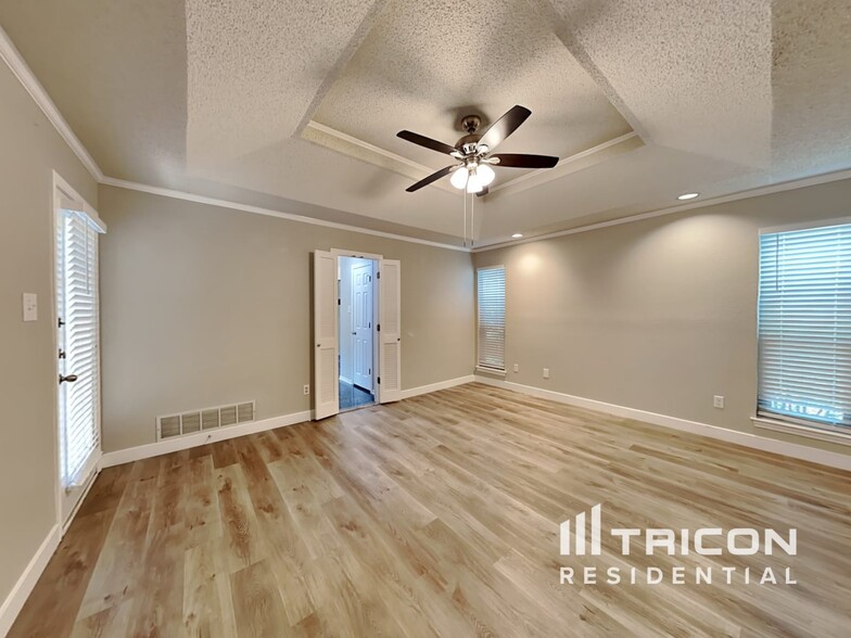 Building Photo - 2210 Diamond Point Dr