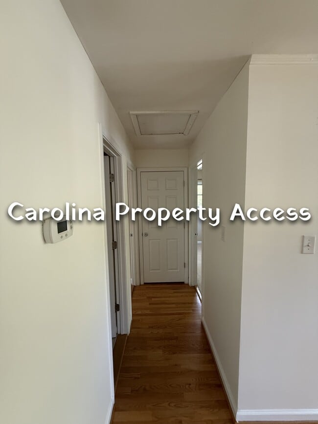 Building Photo - 103 Sue Ann Ct