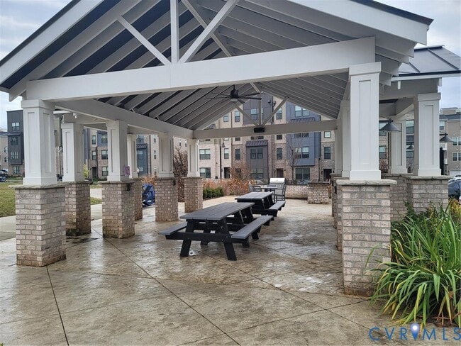 Building Photo - 2747 St Elias Dr