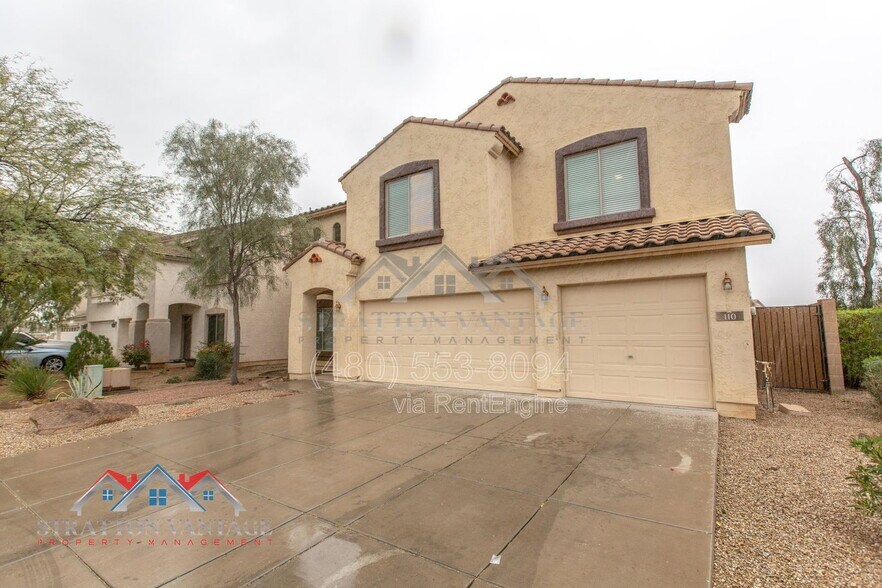 Building Photo - 110 Cholla St