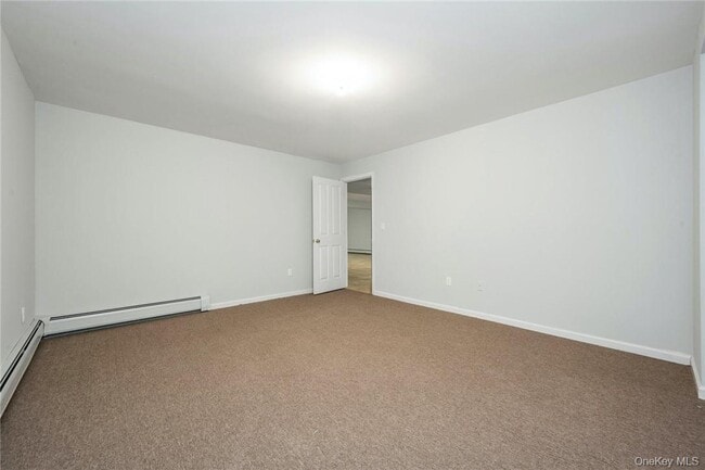 Building Photo - 122 Sagamore Rd