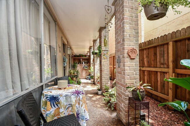 Building Photo - 4635 Wild Indigo St
