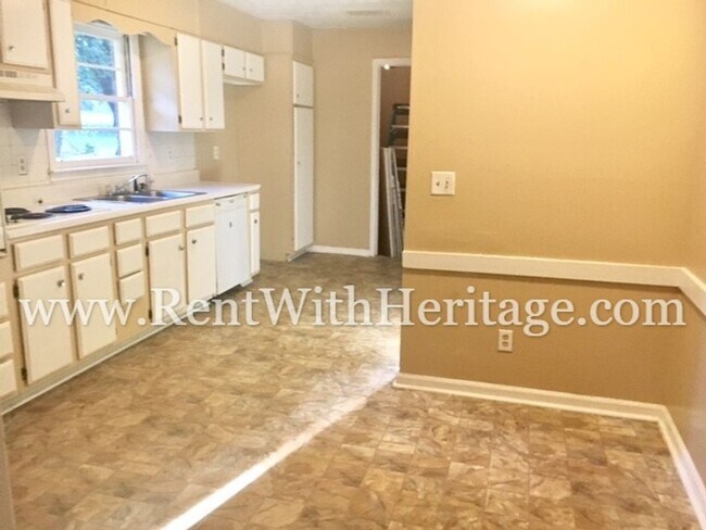Building Photo - 5407 Wilder Dr