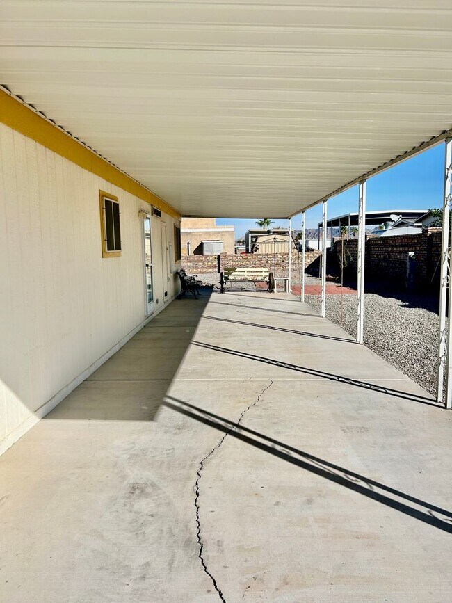 Building Photo - Charming 2-Bedroom 2-Bathroom Furnished Manufactured Home in Fortuna Foothills.