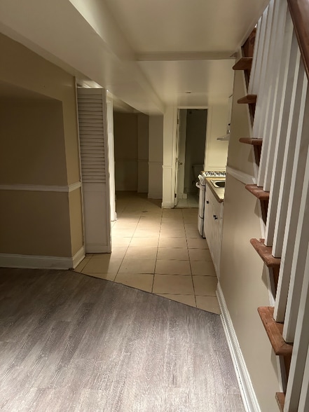 Building Photo - 2703 Mosher St