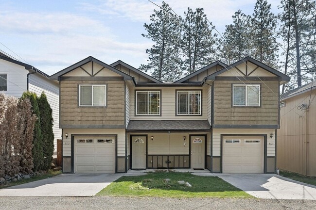 Primary Photo - 3715 S Harrison St