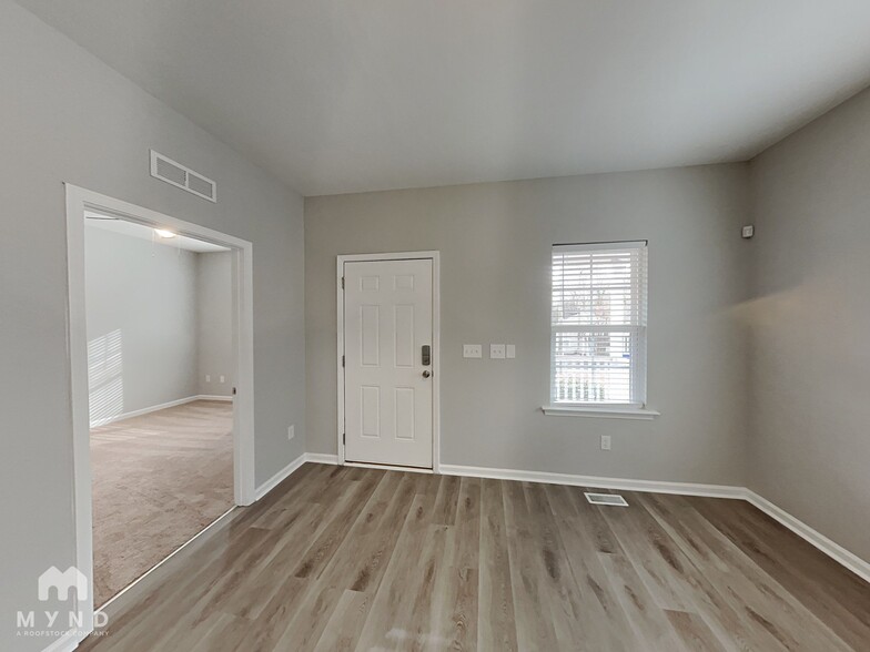 Building Photo - 2415 Ashe St