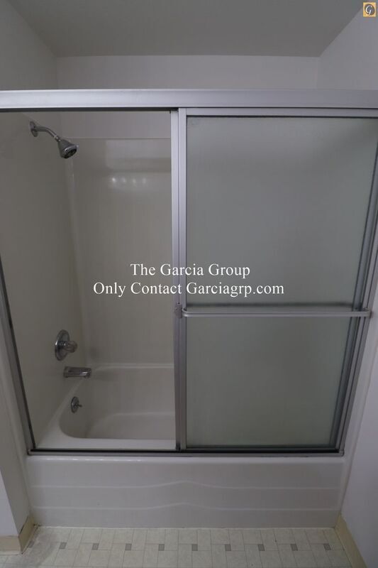 Building Photo - 10634 SW 49th Ave