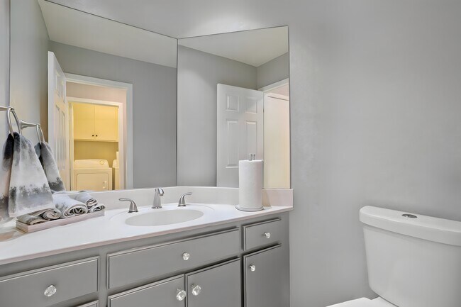 Bathroom #1 - 40605 Ventana Ct