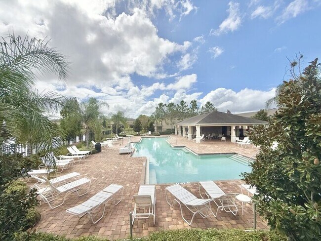Building Photo - 9826 Hound Chase Dr