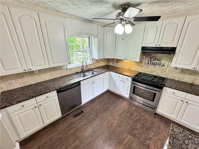 Building Photo - 4891 Raven Pl