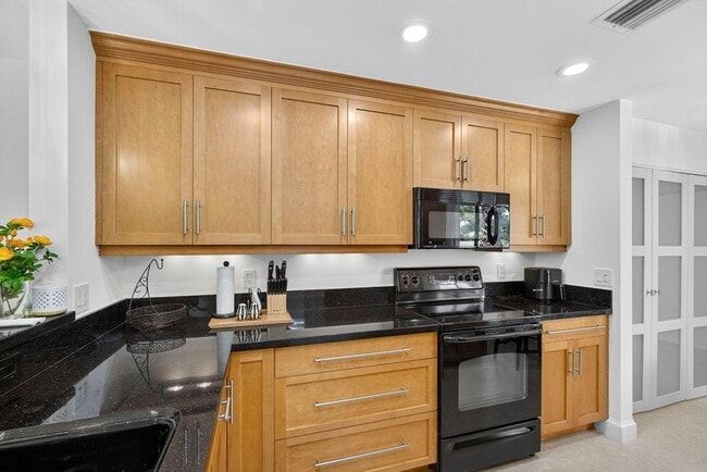 Building Photo - 479 Prestwick Cir