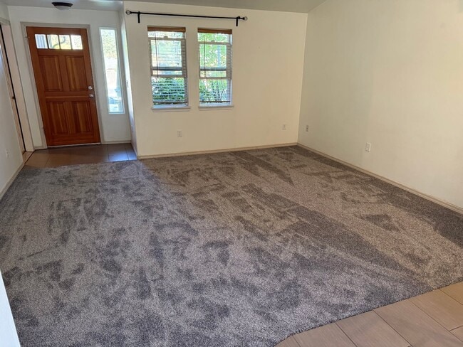 Building Photo - 61087 Honkers Ct