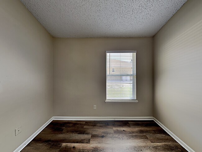Building Photo - 976 Ashton Cove Terrace