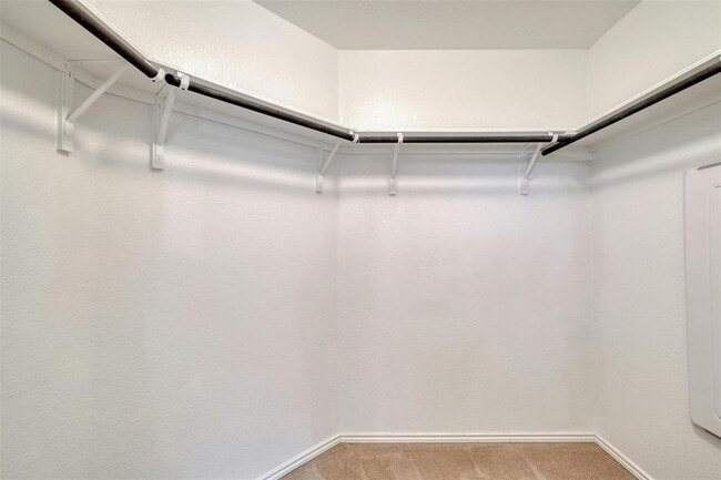 Building Photo - 21608 Windmill Ranch Ave