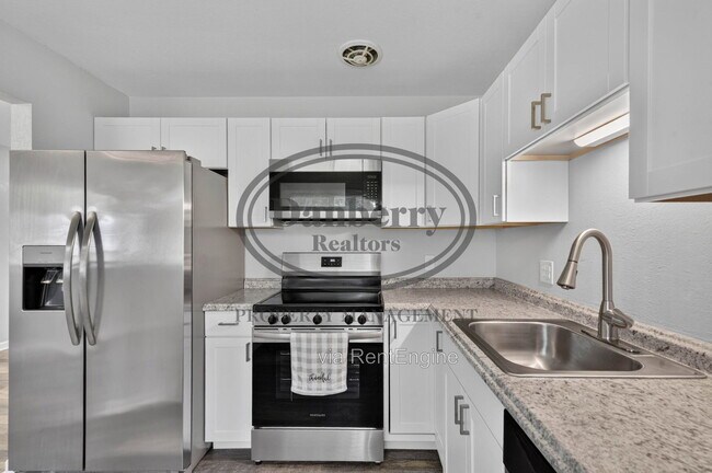 Building Photo - 6051 Graystone Dr