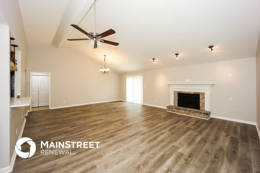 Building Photo - 1815 Quailwood Dr